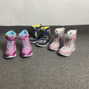 外贸原单儿童男女童冬季加绒加厚闪灯小中帮防滑保暖雪地靴