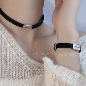S925纯银字母黑绳表带项链黑色皮绳短款颈链朋克复古时髦首饰
