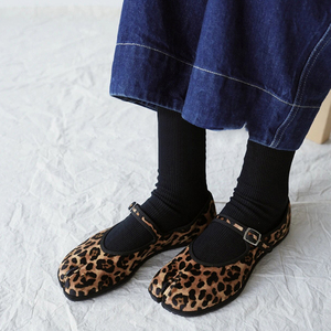 羊皮版~韩版真皮小众豹纹设计感猪脚分趾鞋浅口玛丽珍单鞋女平底