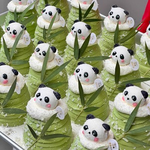 小熊猫头棉花糖网红熊猫3D立体卡通动物造型甜品烘焙蛋糕装饰摆件