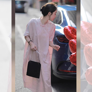 新中式国风女装禅意粉色茶歇裙2024年夏季休闲简约高端气质连衣裙