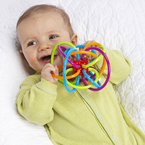 Winkel美国曼哈顿球手抓球牙胶婴儿磨牙宝宝硅胶玩具摇铃