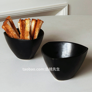 ins风陶瓷餐具碗日式黑色磨砂零食个性创意异型纯色火锅调料碗