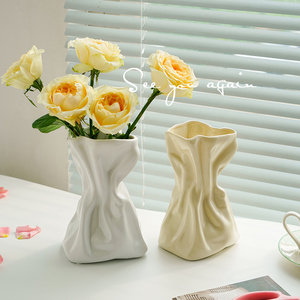 高级感ins风陶瓷花瓶客厅插花干花鲜花餐桌玄关装饰北欧小众花器