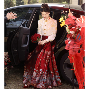 红色马面裙敬酒服旗袍2024新款新娘订婚礼服裙新中式婚服结婚套装