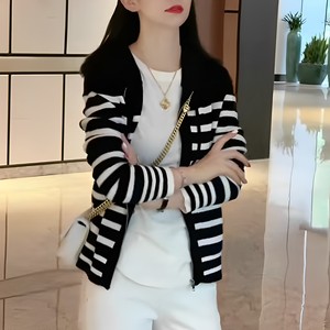 黑白条纹长袖针织开衫女2024年秋季新款韩版设计感拉链毛衣外套