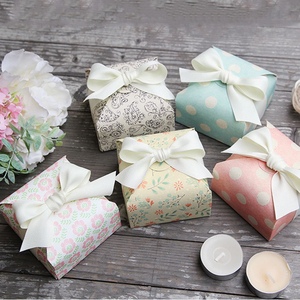 高档精致粉色花创意喜糖西饼纸质包装盒韩式对扣手工皂礼品盒子