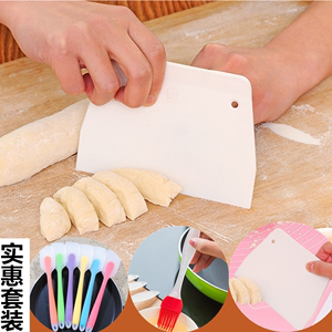 塑料切面刀家用煎饼肠粉刮板刀蛋糕奶油硅胶刮刀油刷滴管烘焙工具