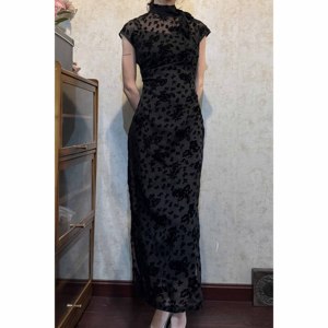 LimpOnline|小黑花烂花丝绒系带新中式改良褶皱设计旗袍连衣裙