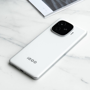 全新正品 vivo iQOO Z9全网通5G手机 双卡双待学生 8+256GB