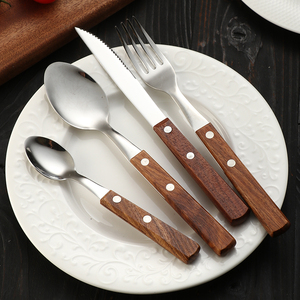 刀叉勺三件套餐具刀叉西餐刀叉套装304不锈钢刀叉木柄复古刀叉