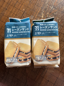 橘子小姐在日本 711朗姆酒奶酥提子夹心饼干 一袋3个