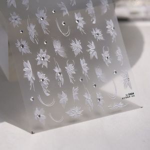 雪割草晶钻美甲贴纸带钻白色立体浮雕花朵指甲装饰品仙仙美甲贴花