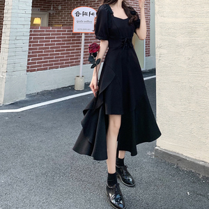 黑色连衣裙女2024年夏季新款大码气质蕾丝吊带裙赫本风不规则长裙