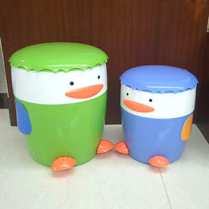 包邮垃圾桶卡通企鹅塑料圆形卫生桶洗手间脚踏式有内桶翻盖垃圾筒