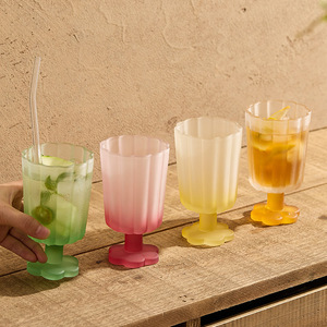彩色玻璃水杯家用杯子女高颜值ins风矮脚鸡尾酒杯冰激凌杯饮品杯
