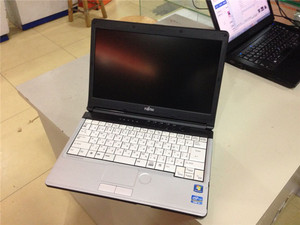 二手笔记本电脑 I3、I5二代，富士通13寸，外观成色好，玩LOL流畅