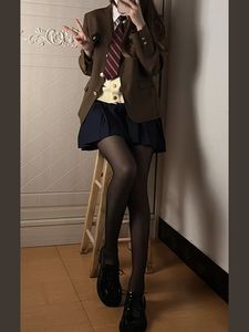 樱岛麻衣COS服学姐茶色西装外套女秋冬季JK制服纯欲辣妹黑丝套装