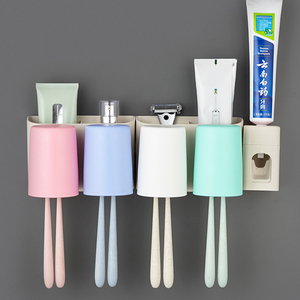 卫生间牙刷置物架免打孔牙刷架吸壁式收纳盒漱口杯套装牙杯架壁挂