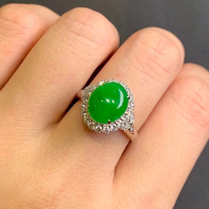 翡翠玉戒指镶嵌满绿蛋面女戒指镶钻阳绿戒面活口可调节贵气女戒