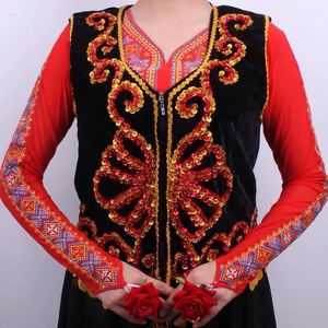 新疆舞蹈服装女士短马甲穿珠绣花坎肩新款维吾尔族舞台表演女款