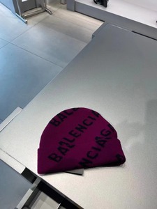 5.2代购 Balenciaga巴黎世家弹幕针织冷帽