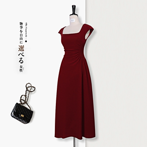 红色连衣裙女订婚礼服日常可穿赫本风小红裙高端茶歇桔梗法式春夏