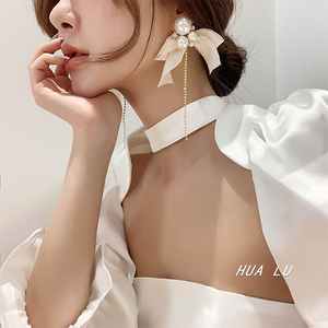 HUALU-烛光晚宴 蝴蝶结水钻长款珍珠流苏丝带设计感飘带耳环耳夹