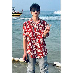 夏威夷泰国花衬衫男款短袖夏季冰丝防晒海边沙滩枫叶红衬衣五分袖