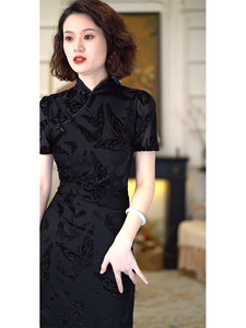 新中式国风改良旗袍气质高级感御姐风修身包臀显瘦黑色连衣裙子夏
