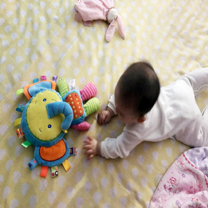 新生婴儿手抓标签啃咬陪宝宝睡眠摇铃安抚巾玩偶公仔娃娃毛绒玩具