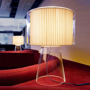 北欧西班牙后现代玻璃台客厅餐厅卧室酒店客房西餐厅设计师台灯