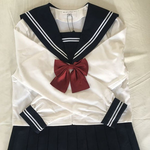 绀领中间服 淘宝拼多多热销绀领中间服货源拿货 阿里巴巴货源