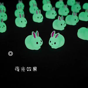 夜光小兔子迷你可爱发光兔子模型桌面装饰儿童单色兔玩具夜间发亮