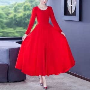 大红色长袖雪纺连衣裙长款春夏季新款收腰显瘦跳广场舞沙滩长裙子