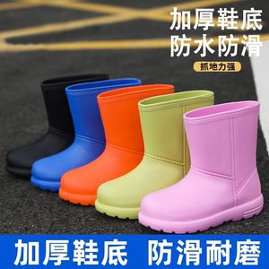 日系雨鞋女款时尚外穿套鞋轻便防水胶鞋保暖工作成人防滑中筒雨靴