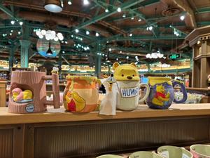 上海迪士尼国内代购小熊维尼蜂蜜罐3D立体马克杯陶瓷杯喝水杯