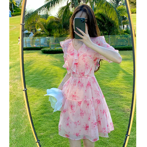 碎花雪纺连衣裙女夏季新款女装修身荷叶边泡泡袖V领粉色仙女裙子