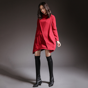 设计感t恤女休闲长袖中长款连衣裙酒红色堆堆领打底衫不规则加厚