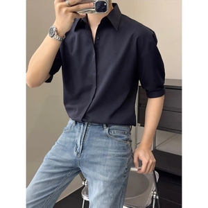 高级感男装韩版商务男士中袖衬衫修身七分短袖正装大领蓝色衬衣服