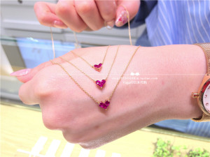 日本代购直邮Star Jewelry “神秘的心”系列18K 红宝石爱心项链