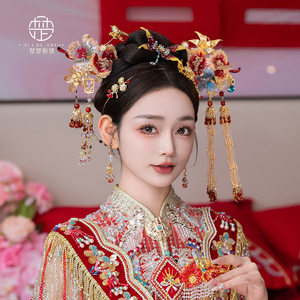 新款新娘中式复古秀禾头饰红色造液饰品套装古装汉服晨袍花朵发簪