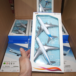 捡漏出口单 原装两架波音777和A380仿真合金飞机模型回力儿童玩具