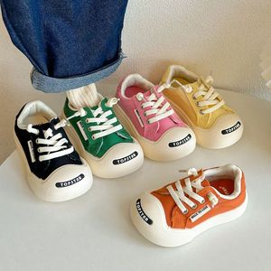 儿童帆布鞋春秋男女童魔术贴板鞋韩版幼儿园室内鞋宝宝开口笑单鞋