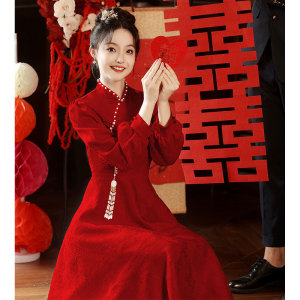 新中式敬酒服新娘孕妇衣服结婚订婚礼服女红色旗袍大码胖mm连衣裙