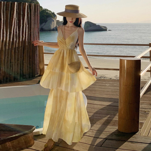 Rsemnia黄色吊带连衣裙女绝美碎花v领蛋糕裙超仙海边度假沙滩长裙