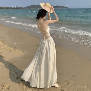 纯欲风性感露背吊带连衣裙仙女神范夏季绝美海边度假三亚沙滩长裙