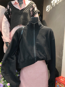 十三行2023秋冬个性时尚半高领拉链卫衣外套设计感黑色夹克外套女
