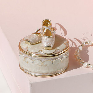 白色芭蕾舞鞋圆盒合金戒指项链首饰盒戒指盒珠宝盒送女朋友礼物