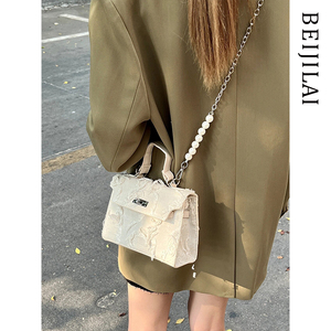 轻奢小众设计师款手提白色凯莉包包女式2024新款高级质感斜挎小包